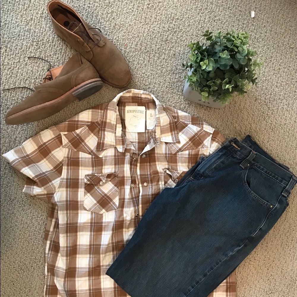 Men’s Aeropostale plaid shirt